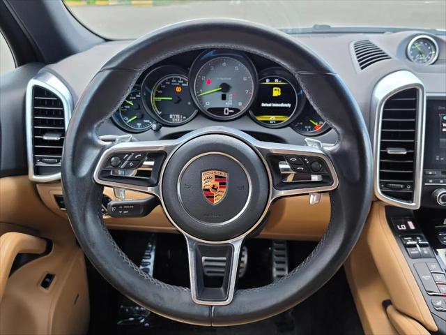 2017 Porsche Cayenne E-Hybrid S Platinum Edition