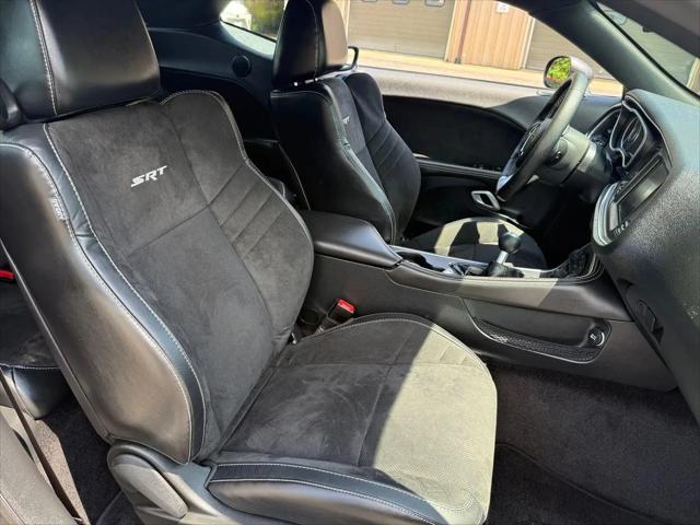 2015 Dodge Challenger SRT 392