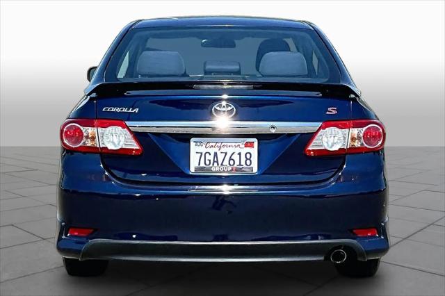 2011 Toyota Corolla LE