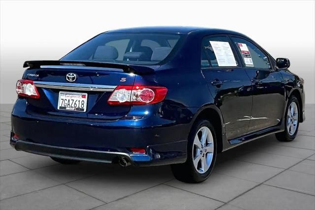 2011 Toyota Corolla LE