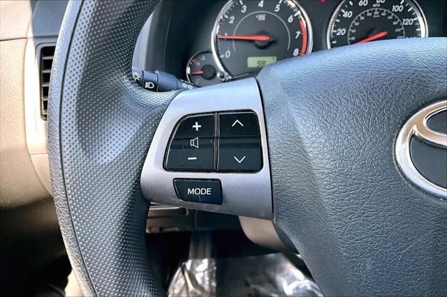 2011 Toyota Corolla LE