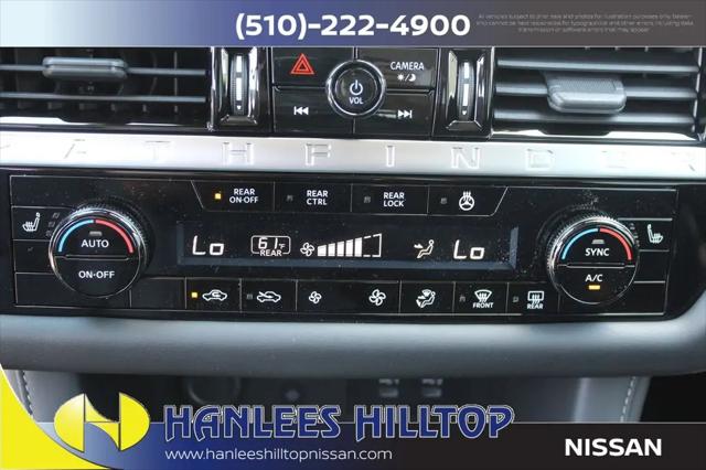 2026 Nissan Pathfinder SL
