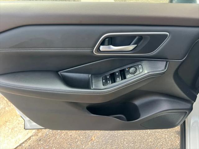 2021 Nissan Rogue SV FWD