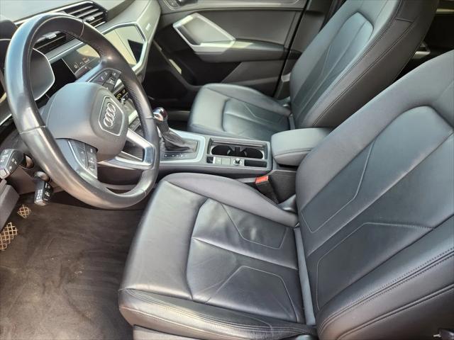 2024 Audi Q3 Premium 45 TFSI S line quattro Tiptronic