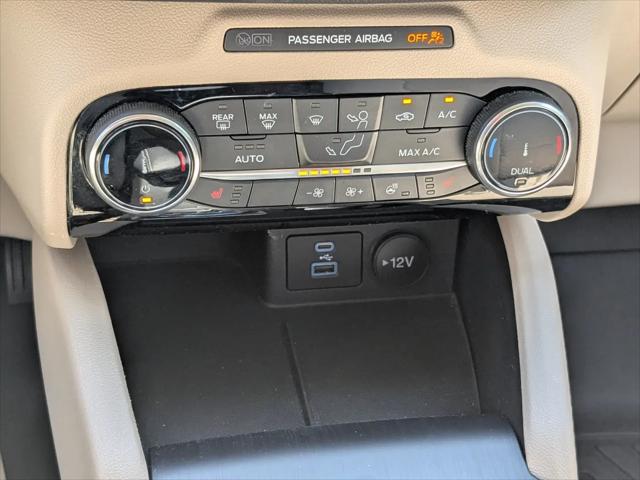 2022 Ford Escape SE