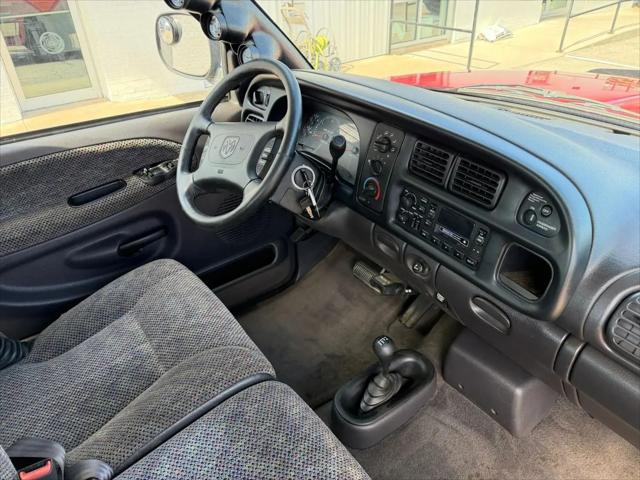 1999 Dodge Ram 2500 Base