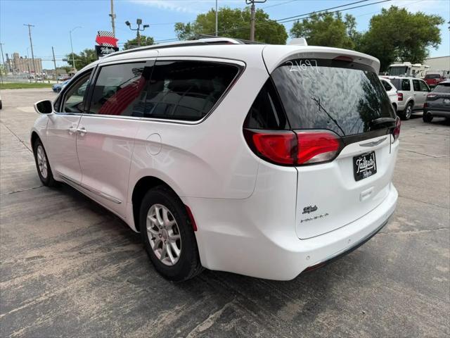 2020 Chrysler Pacifica Touring L