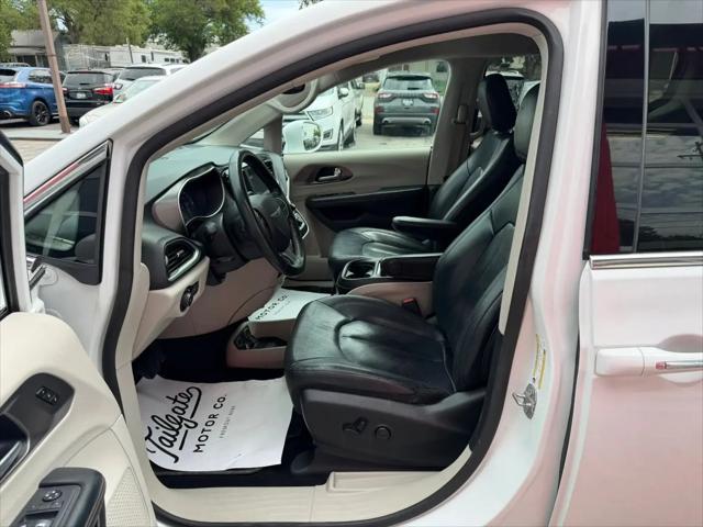 2020 Chrysler Pacifica Touring L