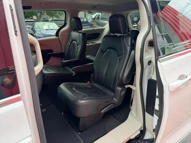 2020 Chrysler Pacifica Touring L