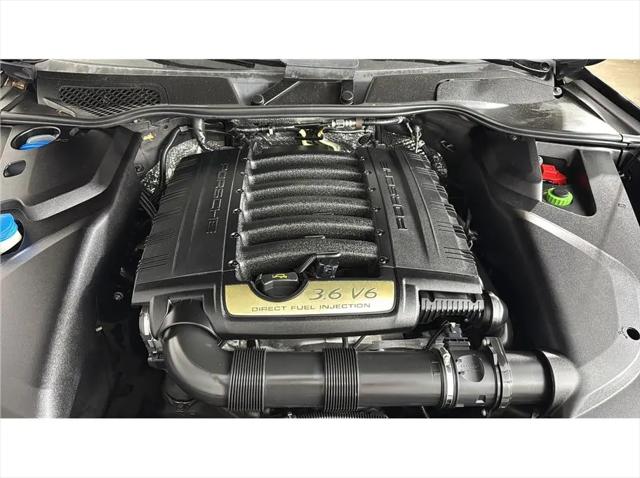 2016 Porsche Cayenne Cayenne