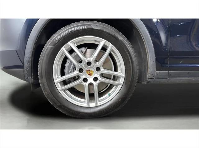 2016 Porsche Cayenne Cayenne