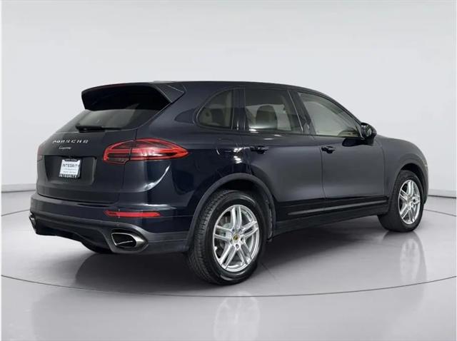 2016 Porsche Cayenne Cayenne
