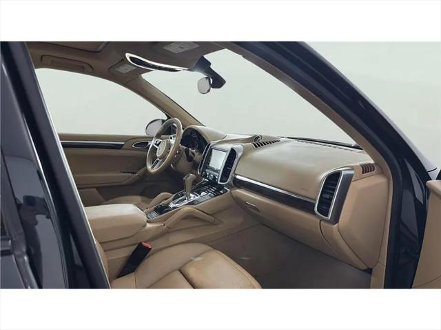2016 Porsche Cayenne Cayenne