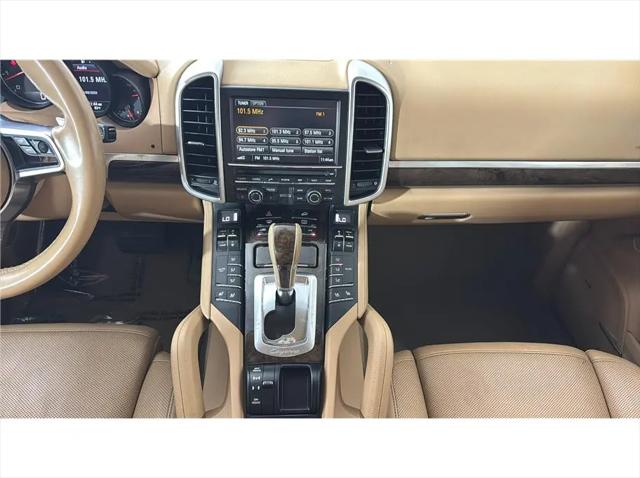 2016 Porsche Cayenne Cayenne