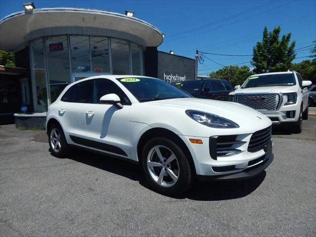 2021 Porsche Macan Macan