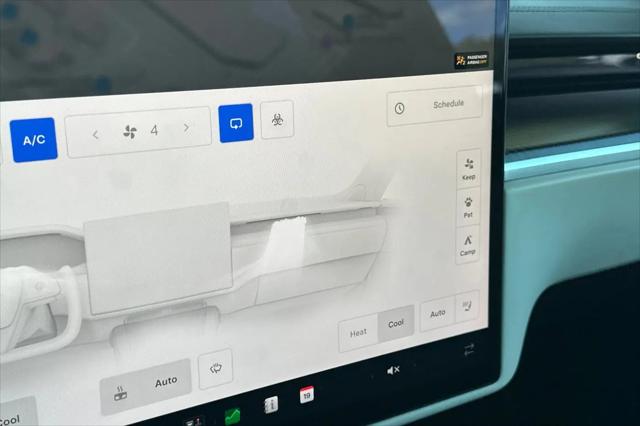 2022 Tesla Model X Plaid Tri Motor All-Wheel Drive