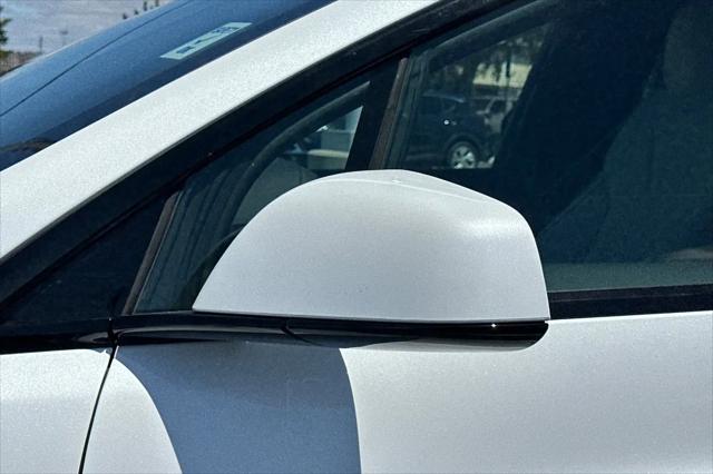 2022 Tesla Model X Plaid Tri Motor All-Wheel Drive