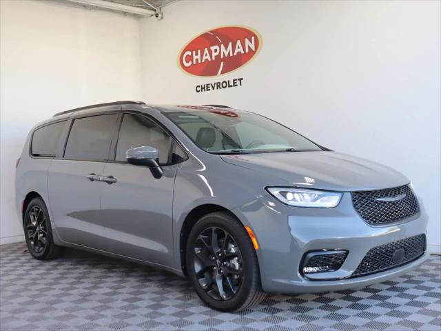 2023 Chrysler Pacifica Touring L for sale in Tempe, AZ