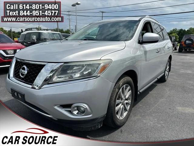 2015 Nissan Pathfinder SV for sale near Grove City, OH