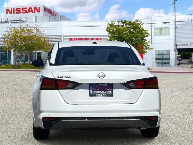 2026 Nissan Altima SV FWD