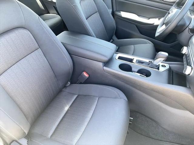 2026 Nissan Altima SV FWD