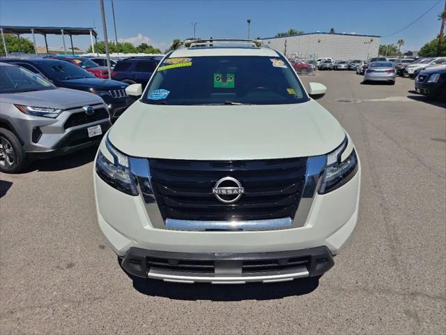 2023 Nissan Pathfinder SL FWD