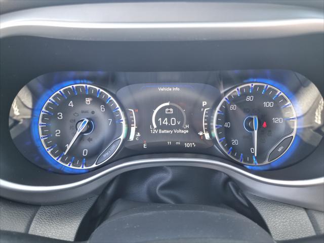 2027 Chrysler Pacifica LX