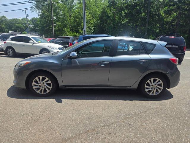 2012 Mazda Mazda3 i Touring 4dr Hatchback 6A