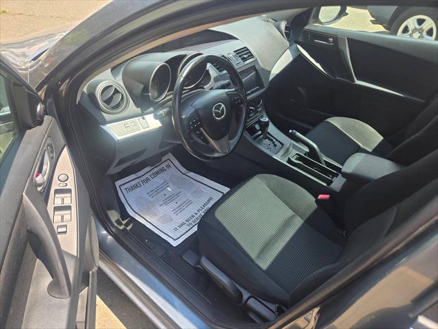 2012 Mazda Mazda3 i Touring 4dr Hatchback 6A