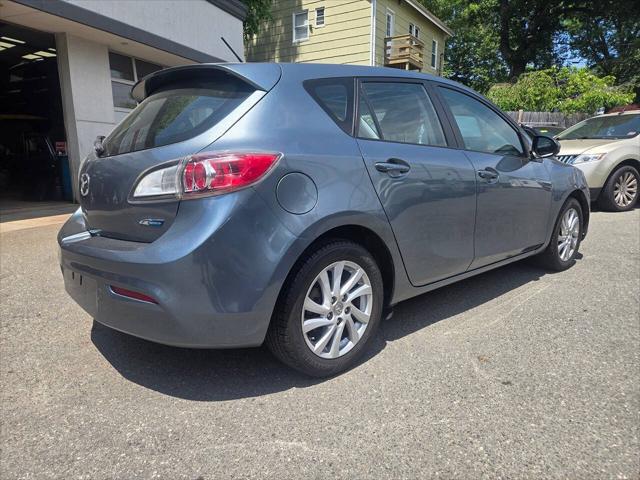2012 Mazda Mazda3 i Touring 4dr Hatchback 6A