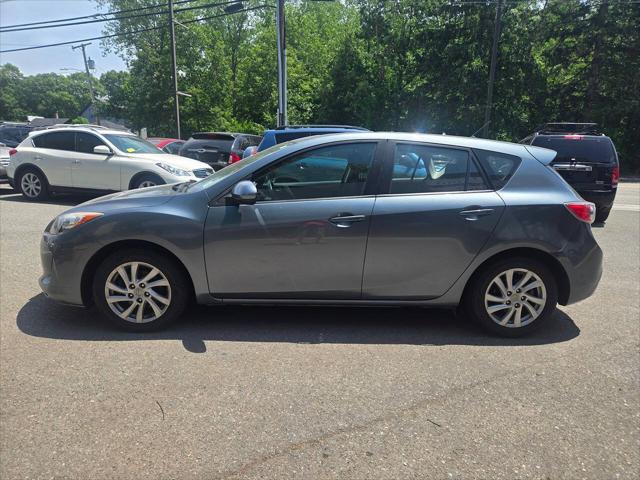 2012 Mazda Mazda3 i Touring 4dr Hatchback 6A