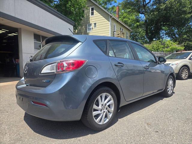 2012 Mazda Mazda3 i Touring 4dr Hatchback 6A