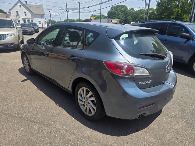 2012 Mazda Mazda3 i Touring 4dr Hatchback 6A