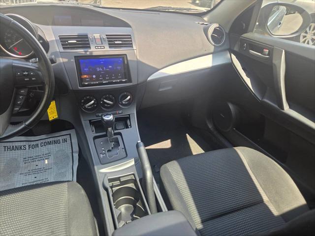 2012 Mazda Mazda3 i Touring 4dr Hatchback 6A