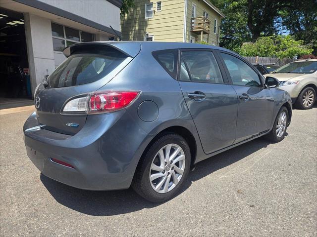 2012 Mazda Mazda3 i Touring 4dr Hatchback 6A