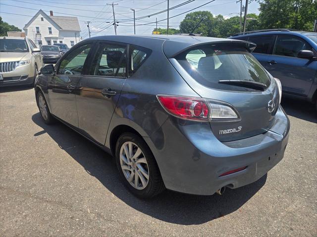 2012 Mazda Mazda3 i Touring 4dr Hatchback 6A