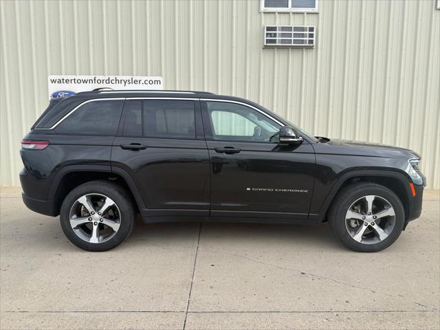 2023 Jeep Grand Cherokee Limited 4x4 for sale in Watertown, SD