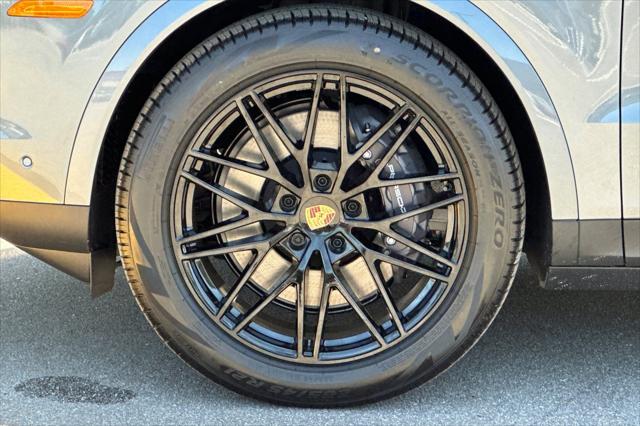 2026 Porsche Cayenne Unknown