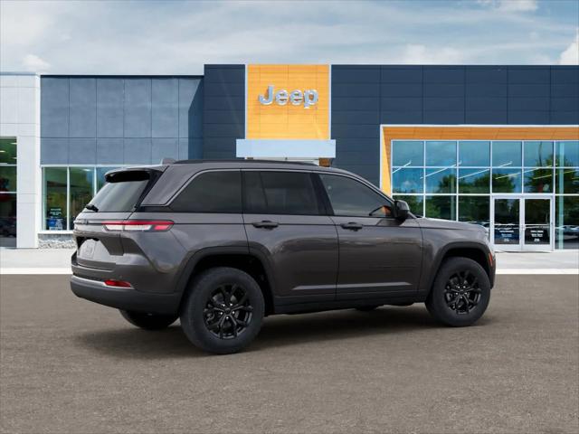 New 2026 Baltic Gray Metallic Clearcoat Jeep Laredo image 30