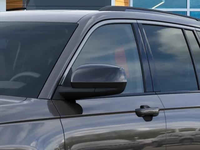 New 2026 Baltic Gray Metallic Clearcoat Jeep Laredo image 38