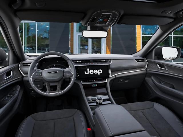 New 2026 Baltic Gray Metallic Clearcoat Jeep Laredo image 40