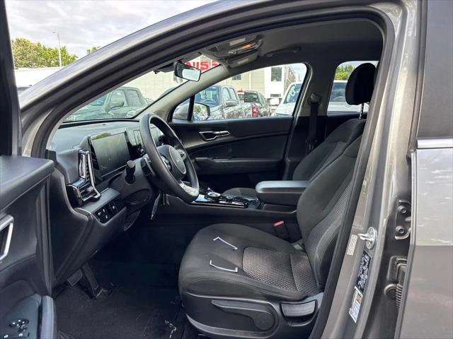 2023 Kia Sportage Hybrid LX 2023 Kia Sportage Hybrid LX