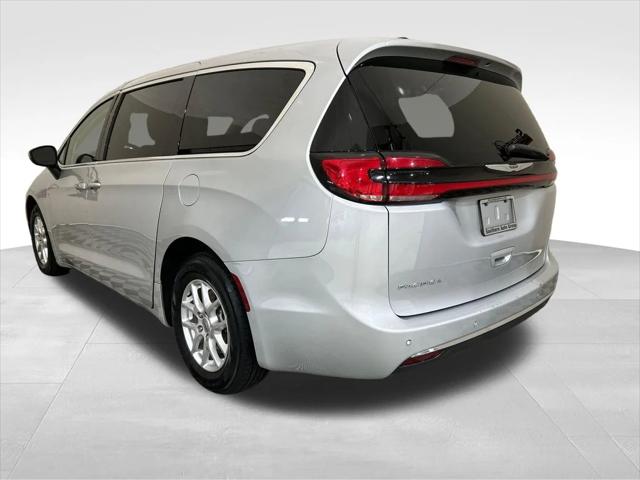 2023 Chrysler Pacifica Touring L 2023 Chrysler Pacifica Touring L