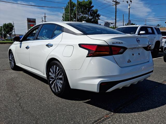 2025 Nissan Altima SV FWD