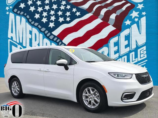 2023 Chrysler Pacifica Touring L for sale in Greenville, SC