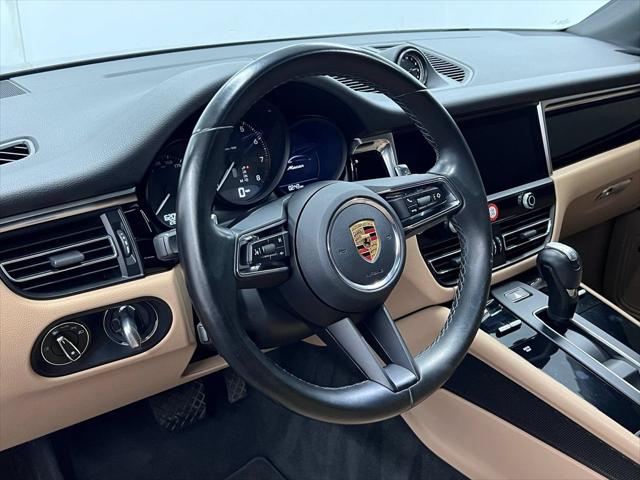 2023 Porsche Macan Unknown