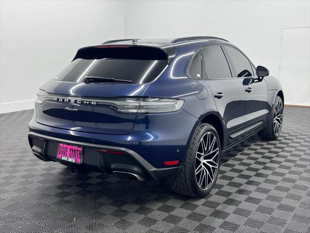 2023 Porsche Macan Unknown