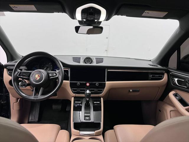 2023 Porsche Macan Unknown