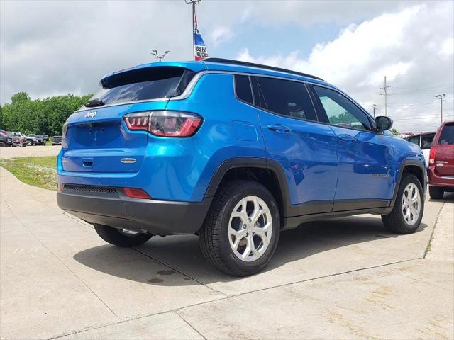 2024 Jeep Compass Latitude 4x4 2024 Jeep Compass Latitude 4x4