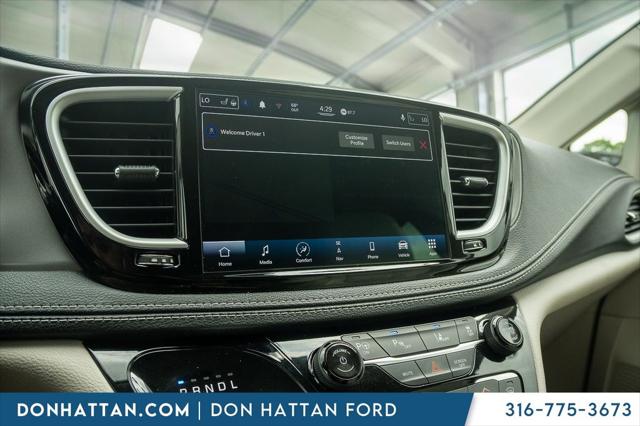 2021 Chrysler Pacifica Hybrid Touring L